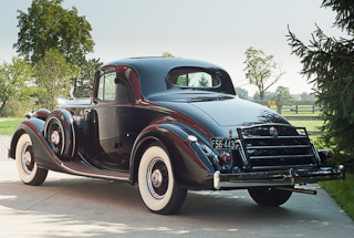 1935 Packard
              Super Eight