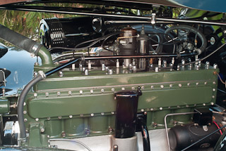 1935 Packard
              Super Eight